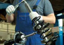 Phuộc (giảm xóc) Ford Focus: Các lỗi thường gặp, Quy trình chẩn đoán, Chi phí sửa chữa